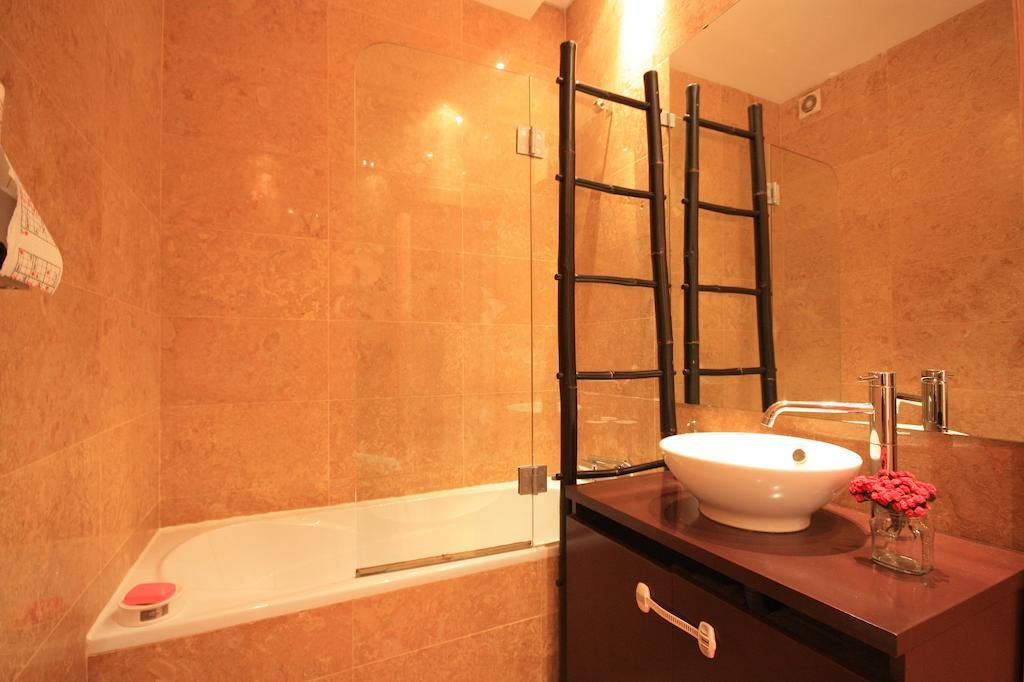 Myplace - Lisbon - Camoes Appartamento Esterno foto