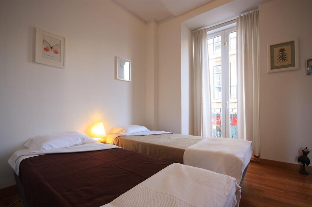 Myplace - Lisbon - Camoes Appartamento Camera foto